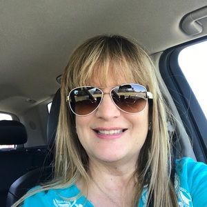 Meet your Posher, Cindy